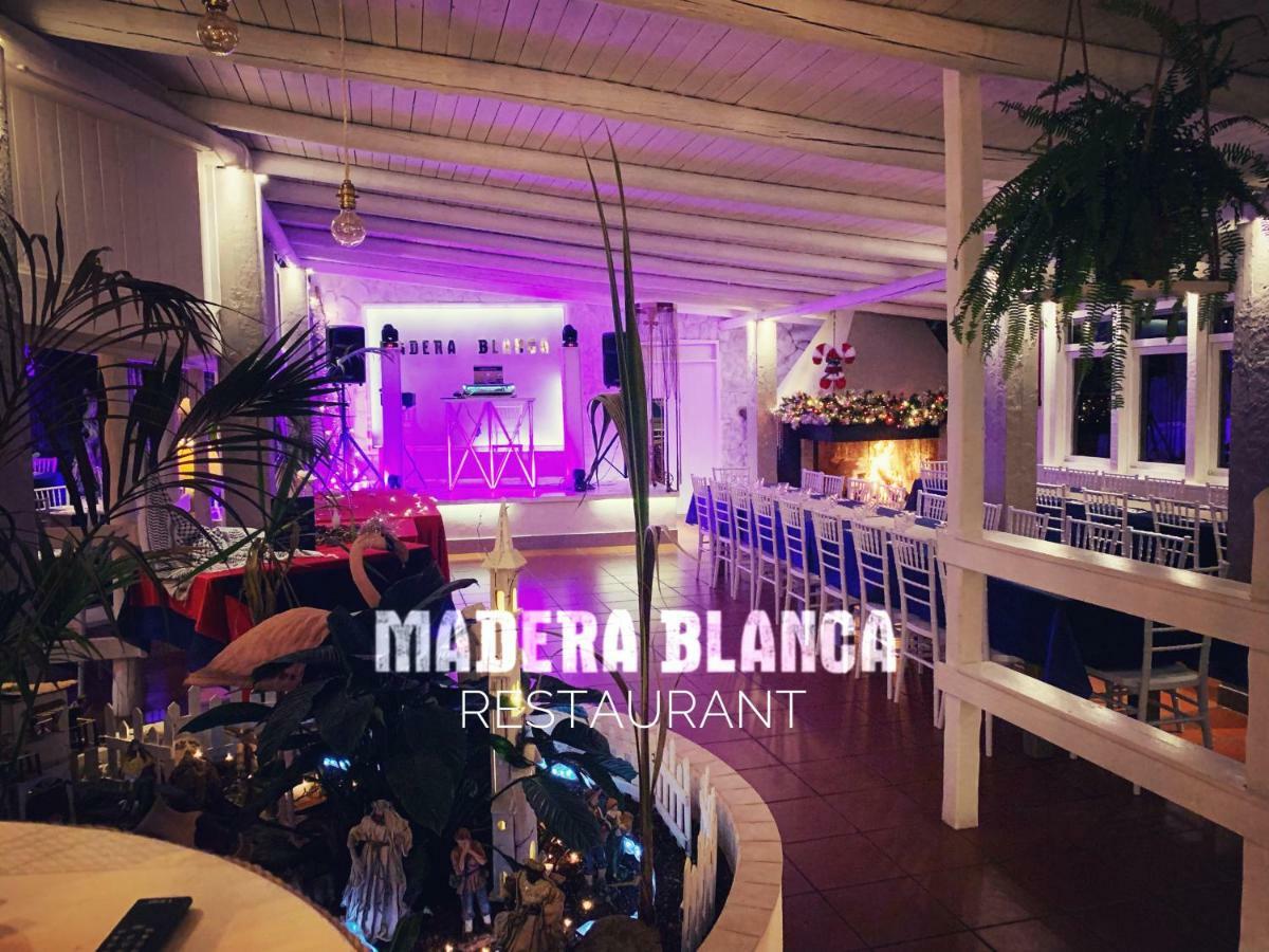 Couette-café Madera Blanca *